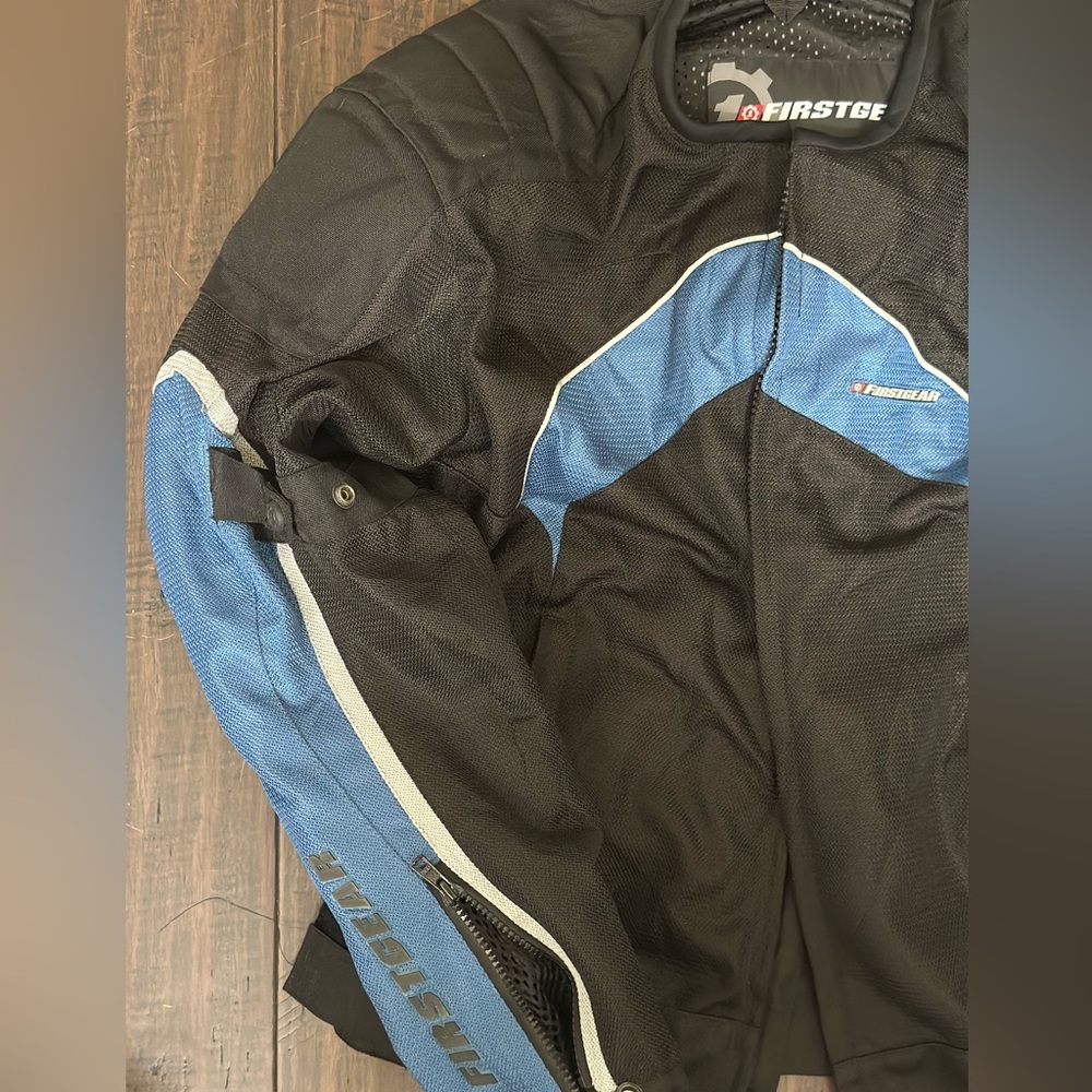 First Gear motorcycle jacket - Picture 2 of 4